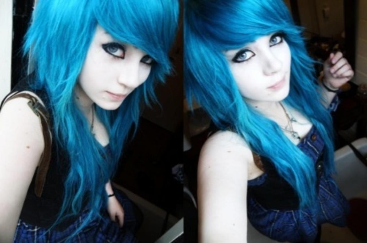 Синие волосы у девушек персы